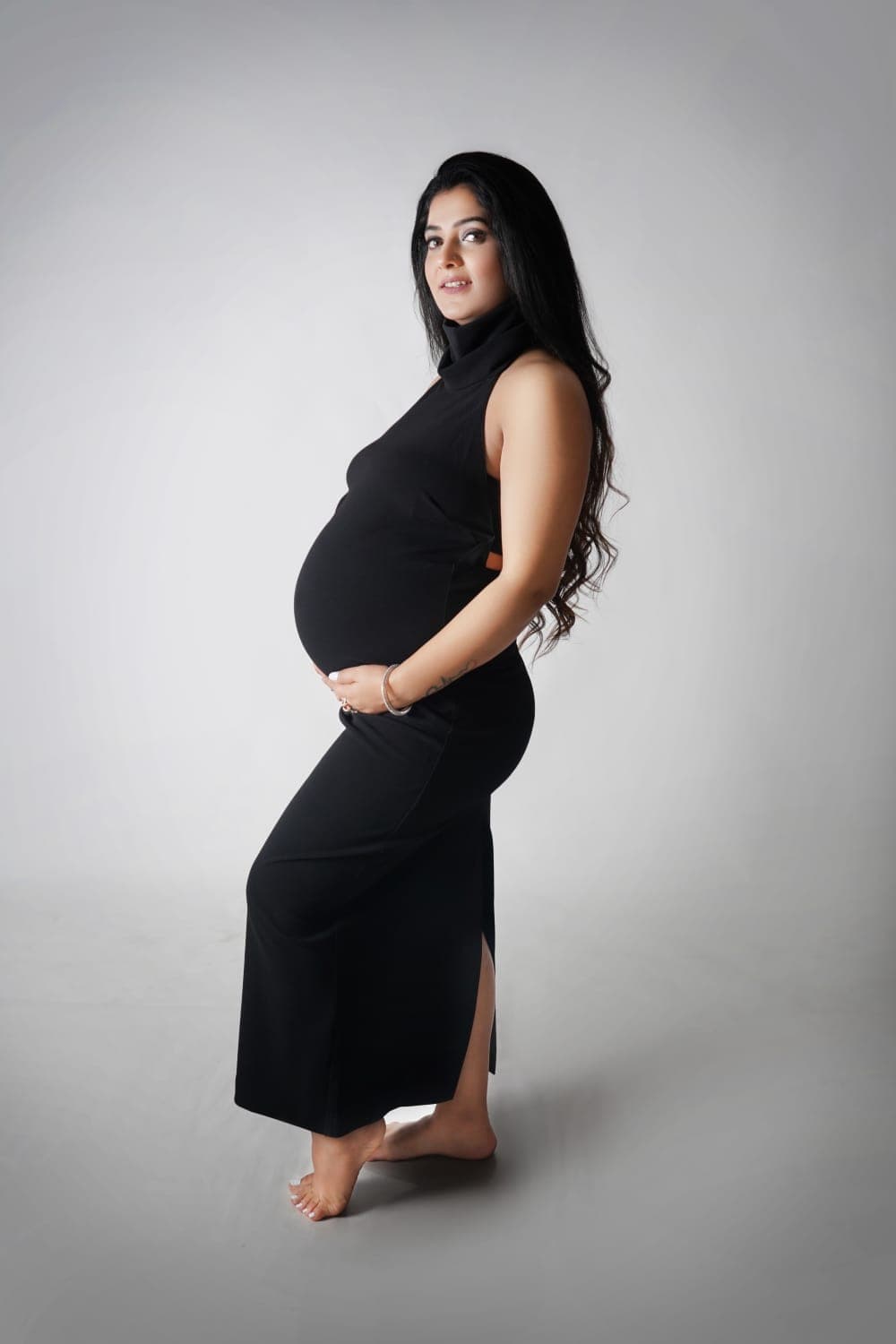 MATERNITY PHOTOSHOOT
